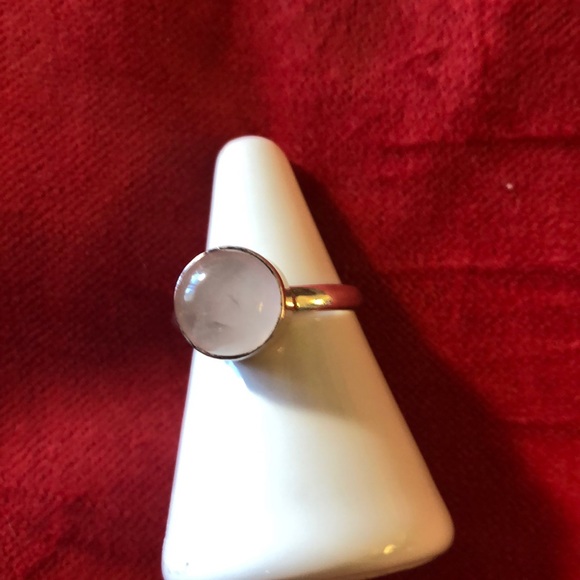 Sterling and moonstone ring - Picture 2 of 2